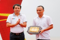Giải đua xe đạp VTV Cúp Tôn Hoa Sen năm 2019: Loic Desriac về nhất, giành áo vàng chặng đua thứ 4 tại TP Sầm Sơn
