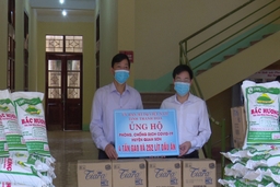 MTTQ tỉnh Thanh Hóa hỗ trợ huyện Quan Sơn phòng, chống dịch Covid-19