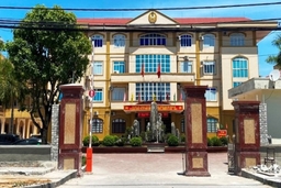 Bắt 4 đối tượng tống tiền Phó Chủ tịch UBND TX Nghi Sơn