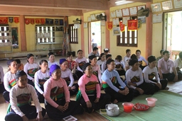 Khi nữ cán bộ NHCSXH “Giỏi việc ngân hàng, đảm việc nhà”