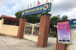 Có hay không việc “núp bóng” thu tiền học thêm?
