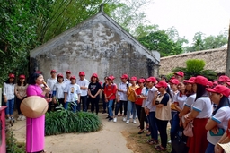 Giáo dục truyền thống lịch sử cho thế hệ trẻ