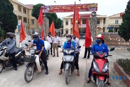 “Cõng” loa tuyên tuyền phòng, chống dịch COVID-19