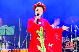 Quỳnh Trang hát dân ca bằng cả tình yêu quê hương Thanh Hóa