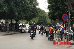 Đừng để xấu xí văn hóa bán hàng...