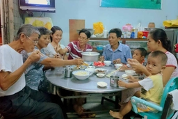 Bữa cơm ngày giãn cách