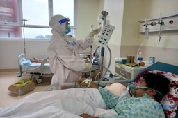 Hồi ức của nữ điều dưỡng được kết nạp Đảng ngay tại tâm dịch TP Hồ Chí Minh