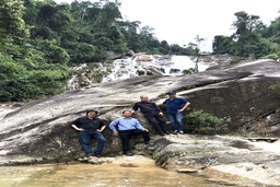 Ma Hao, thác nguồn xưa cuộn chảy