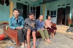 Thương những mảnh đời bất hạnh