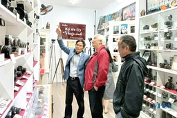 Phạm Công Thắng đã có “Gallery Ký ức Nhiếp ảnh”