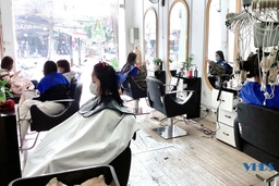 Dịch vụ làm đẹp kín khách ngày cuối năm