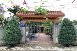 Mô hình nhà sạch - vườn đẹp ở xã ĐịnhTân