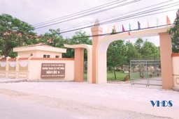 Trường THPT Hậu Lộc 4: Thêm động lực dạy và học nhờ chương trình “Sóng và máy tính cho em”