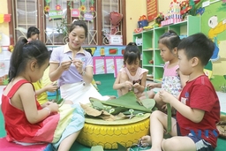 Cùng trẻ làm đồ chơi: Kích thích sự sáng tạo, hứng thú học tập của trẻ