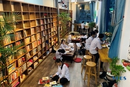 Thăm thư viện tư nhân đầu tiên ở Nga Sơn