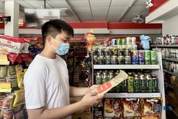 Lao động nghèo chật vật thời “bão giá”