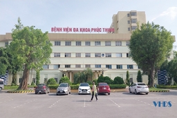 Câu chuyện thu hút nguồn nhân lực tại đơn vị sự nghiệp y tế công lập: Bỏ bệnh viện công ra bệnh viện tư