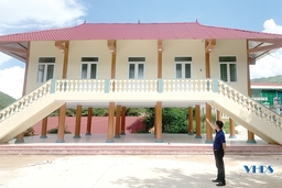 Niềm vui của thầy và trò vùng biên viễn trước thềm năm học mới