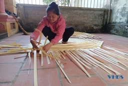 Chông chênh nghề cót làng Giàng