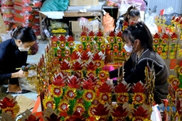Nhộn nhịp làng nghề hàng mã Mật Sơn dịp cuối năm