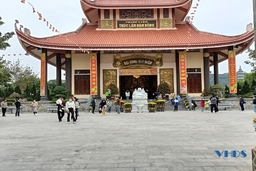 Du lịch tâm linh - lựa chọn của nhiều du khách dịp đầu năm