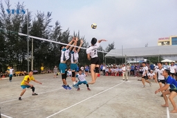 Sôi nổi Giải bóng chuyền Chào mừng Lễ hội du lịch biển Hải Tiến năm 2023