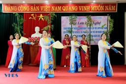 Phường Đông Sơn: Giao lưu văn nghệ và tặng quà cho hội viên và trẻ mồ côi khó khăn