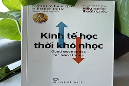 Kinh tế học thời khó nhọc