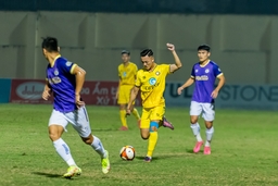 Giúp đội nhà thắng CLB Hà Nội sau gần 5 năm, HLV Popov khen cầu thủ Việt Nam xuất sắc hàng đầu Đông Nam Á