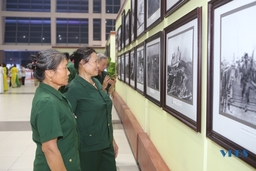 Sức hút từ triển lãm “Thanh Hóa - 70 năm với chiến thắng Điện Biên Phủ”
