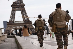 Thủ đô Paris siết chặt an ninh trước lễ khai mạc Thế Vận hội mùa Hè