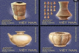 Phát hành bộ tem “Bảo vật quốc gia (bộ 3): Đồ gốm”