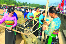 Thanh Hóa làm theo lời Bác (Bài 2): Đồng bào các dân tộc miền Tây xứ Thanh nhớ lời Bác Hồ vượt khó vươn lên