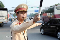 Hà Nội phân luồng giao thông trên nhiều tuyến phố từ ngày 7-10/8