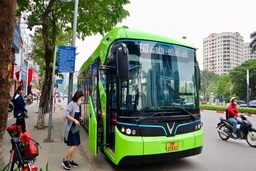 Thí điểm tuyến buýt điện tham quan các điểm du lịch khu vực trung tâm Thủ đô