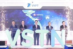 Khai trương tuyến cáp đất quốc tế đầu tiên do người Việt làm chủ 100%