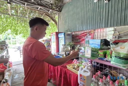 Thanh toán không dùng tiền mặt: Hành trình từ phố về quê