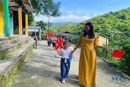Tìm học trò trên dãy Pù Hu