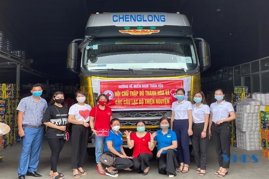 Chuyến xe nghĩa tình hướng về Miền Nam thân yêu
