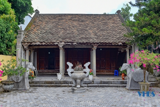 Đền thờ, lăng mộ gần 300 năm tuổi của Quận công Hoàng Bùi Hoàn