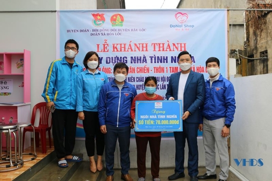 Trao tặng nhà tình nghĩa cho gia đình khó khăn tại xã Hòa Lộc