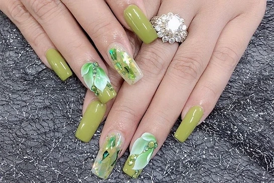 Tiệm nail ở làng tôi