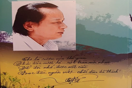 Nửa đời buộc nắng cho thơ