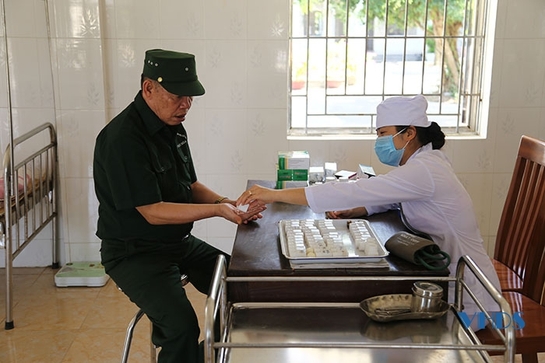 Mái nhà chung ấm áp nghĩa tình