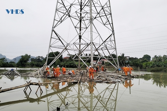 Nghĩa cử trên công trường Đường dây 500kV mạch 3