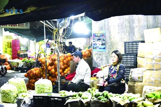 Nhọc nhằn những người buôn bán nhỏ
