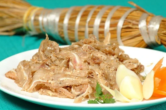 Nem rơm thơm ấm tết nào