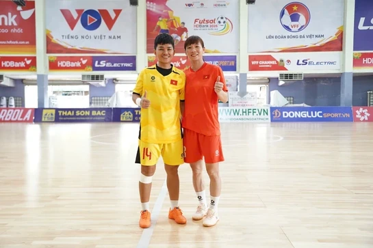 “Quả bóng Vàng” Thùy Trang hội quân, tuyển Futsal Nữ hướng tới VCK châu Á 2025