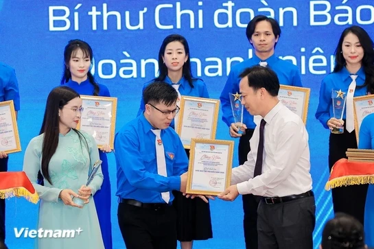 Tuyên dương 50 nhà báo trẻ tiêu biểu dịp 100 năm Ngày Báo chí Cách mạng Việt Nam