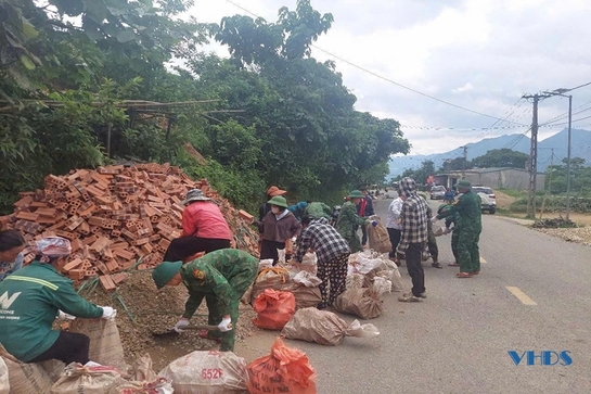 Giá nguyên vật liệu xây dựng tăng: Người dân xây nhà gặp khó